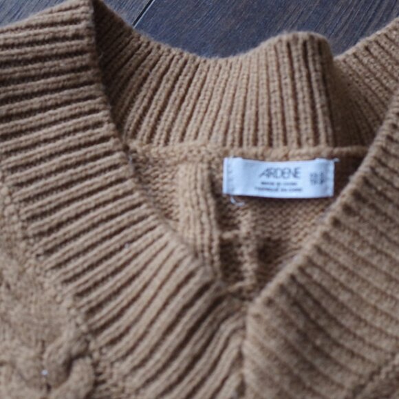 Brown Ladies Vest From Ardene's - Picture 3 of 4